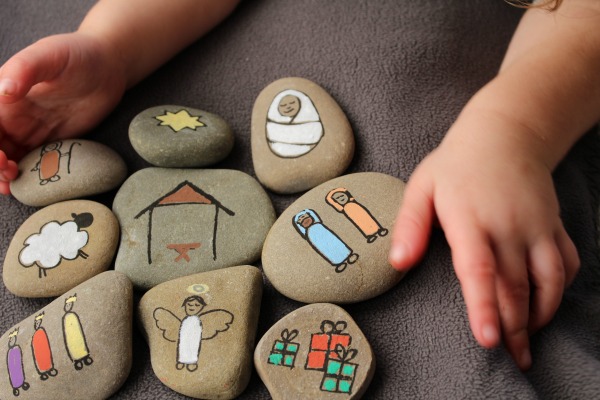diy-nativity-story-stones-for-kids